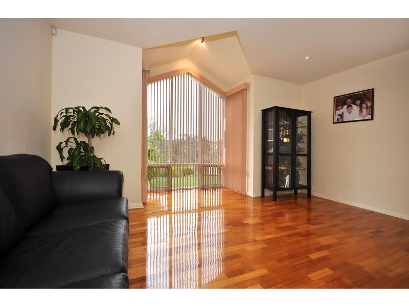100 River Drive, Athelstone SA 5076