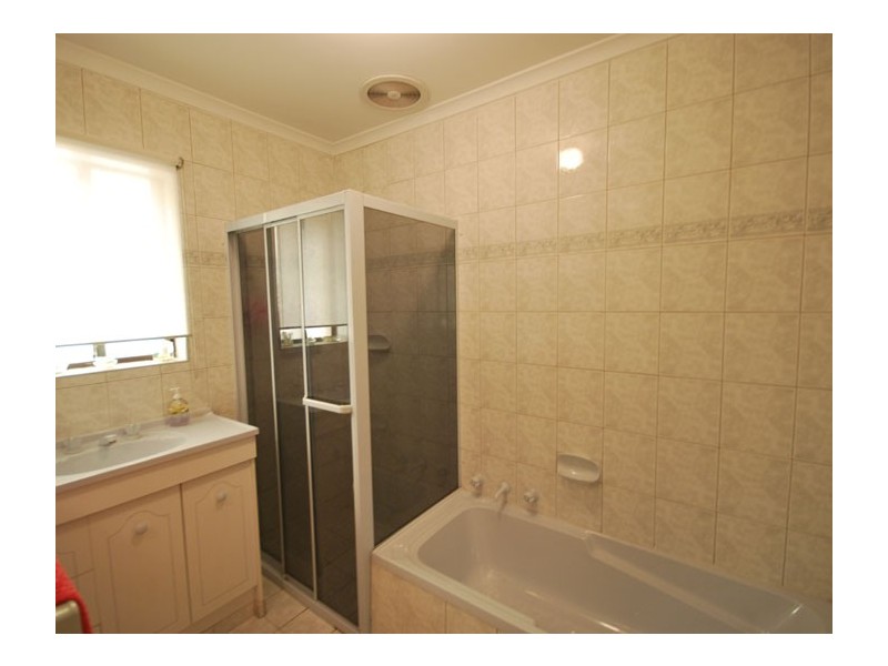 380 Wright Road, Para Vista SA 5093