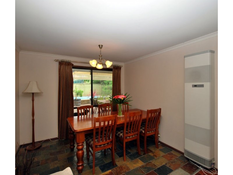 37 Park Lake Drive, Wynn Vale SA 5127