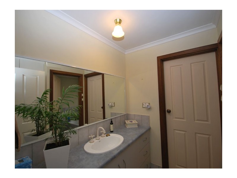 37 Park Lake Drive, Wynn Vale SA 5127