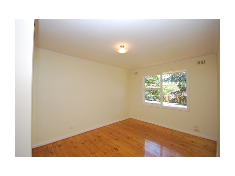 21 Gloucester Avenue, Redwood Park SA 5097