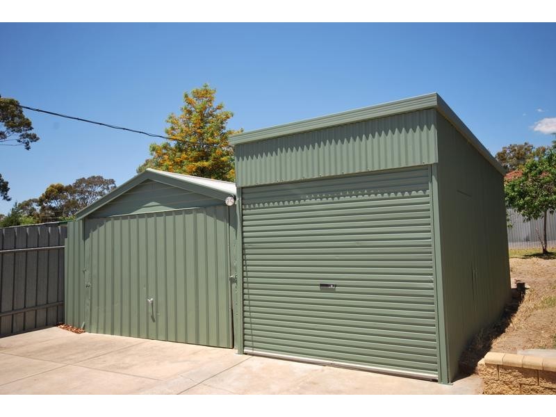 21 Gloucester Avenue, Redwood Park SA 5097