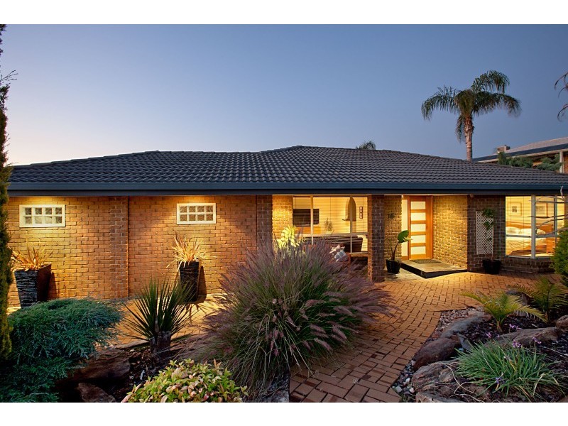 16 Burford Crescent, Redwood Park SA 5097