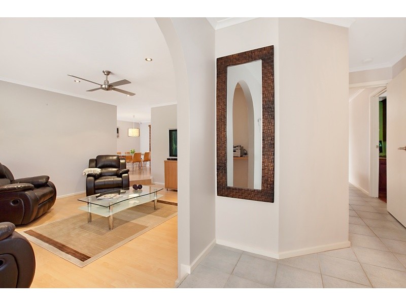 16 Burford Crescent, Redwood Park SA 5097