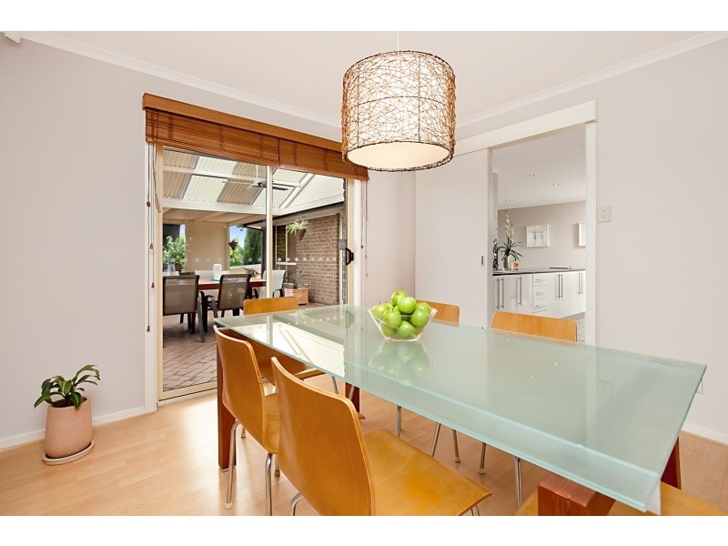 16 Burford Crescent, Redwood Park SA 5097