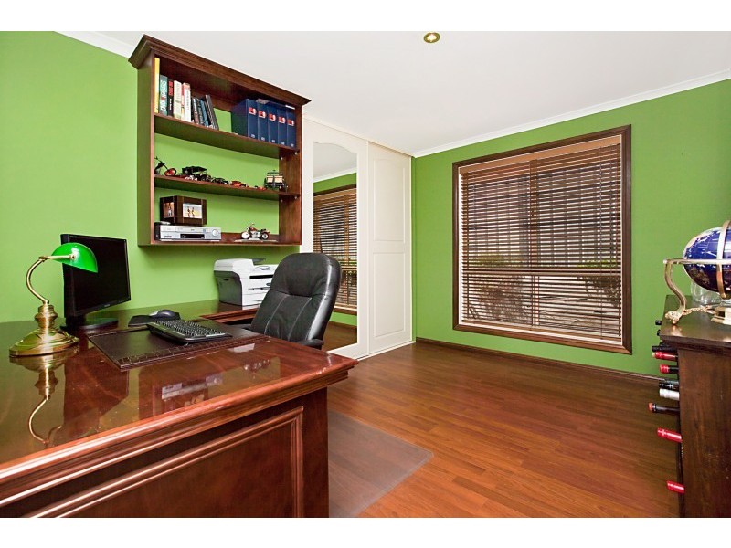 16 Burford Crescent, Redwood Park SA 5097