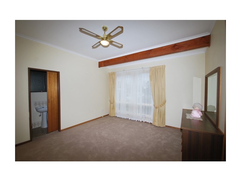 9 Pitman Court, Redwood Park SA 5097