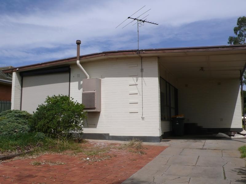 12 Kimba Road, Para Hills SA 5096