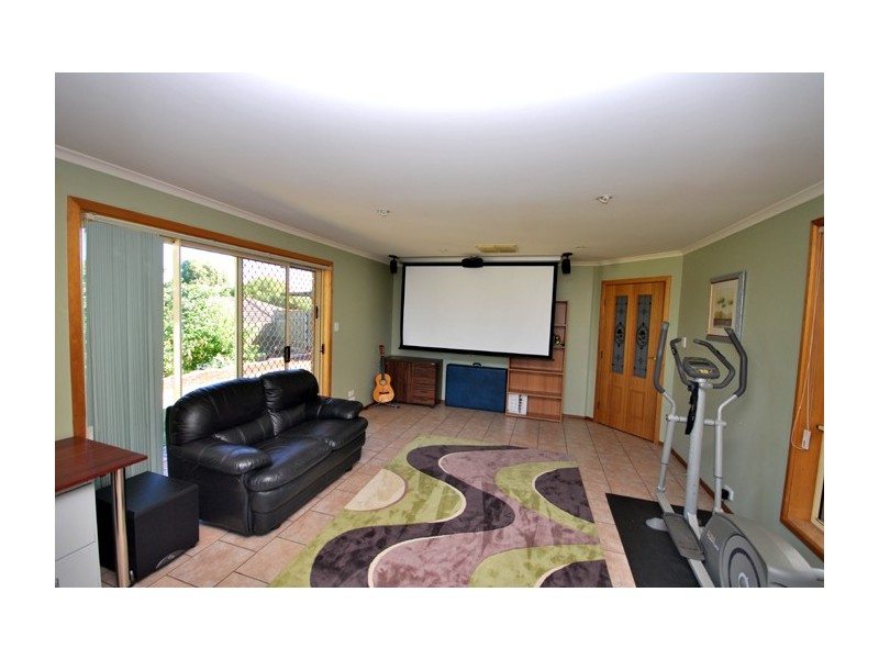 29 Palamountain Avenue, Greenwith SA 5125