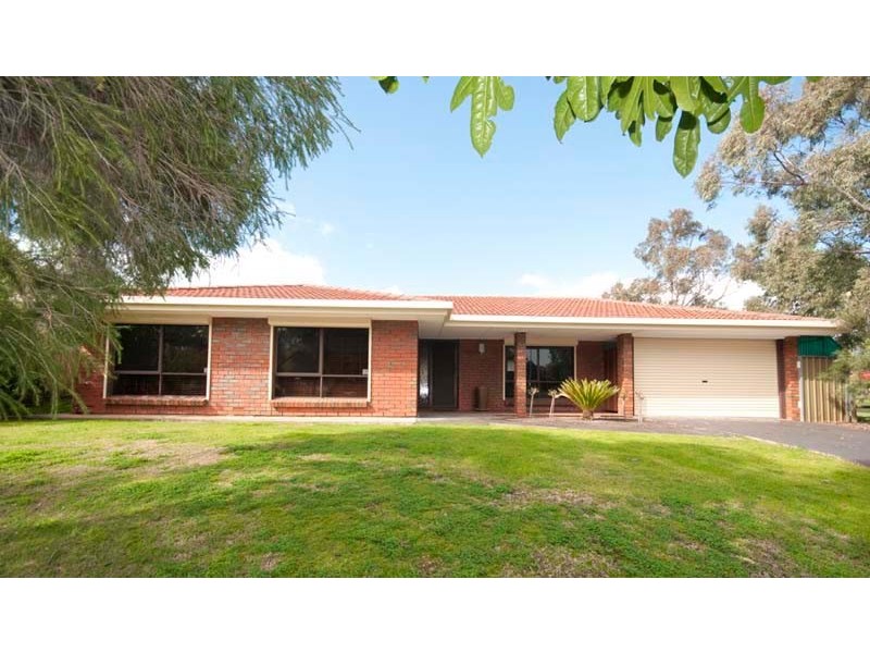 27 Dearman Avenue, Redwood Park SA 5097