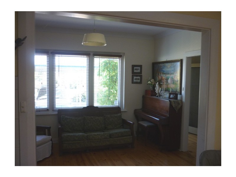 6 Frank Street, Vista SA 5091