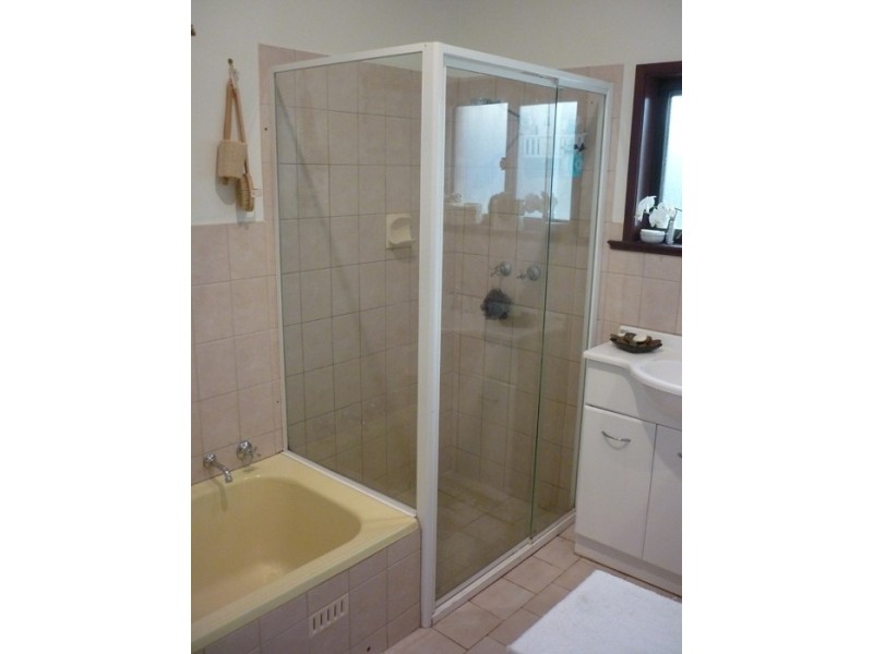 6 Frank Street, Vista SA 5091