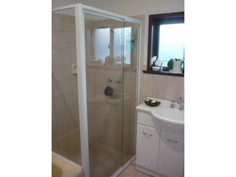 6 Frank Street, Vista SA 5091