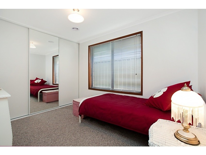 19 Brisbane Drive, Salisbury Heights SA 5109