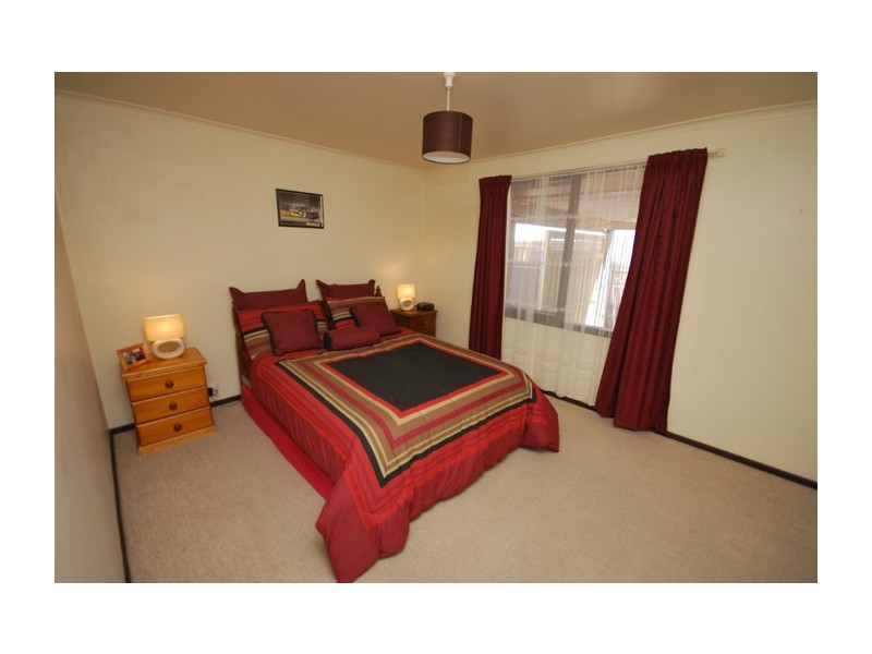 6 Chrysler Court, Salisbury Heights SA 5109