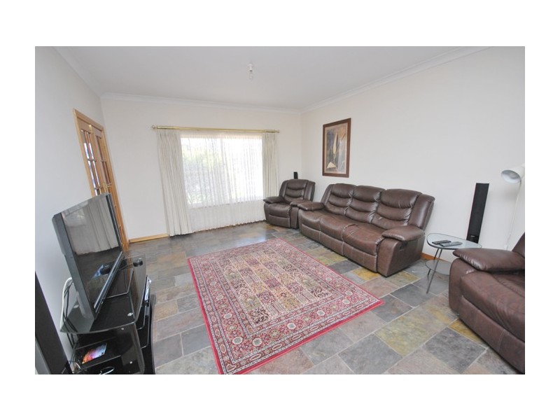 7 Raschella Street, Hope Valley SA 5090