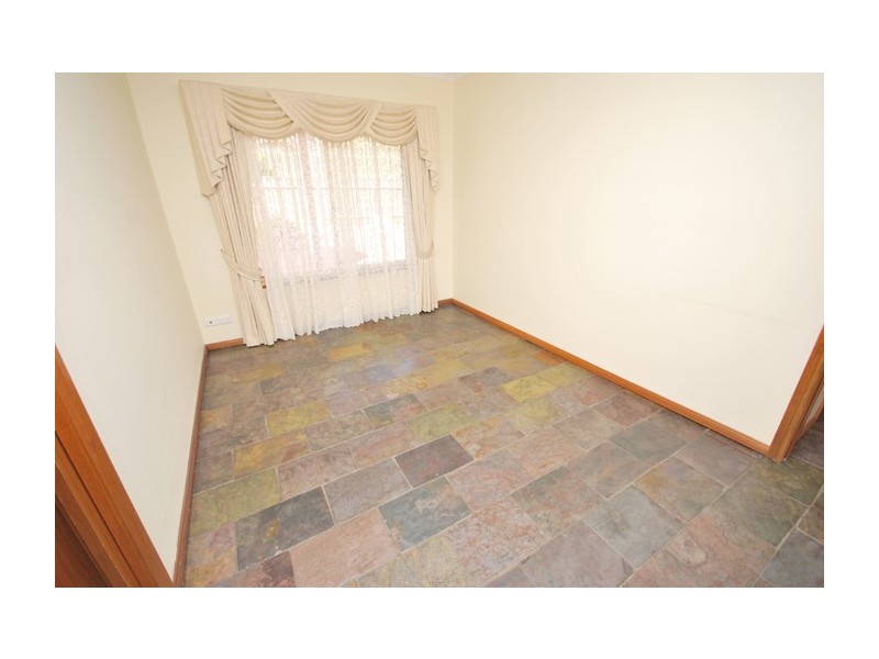 7 Raschella Street, Hope Valley SA 5090