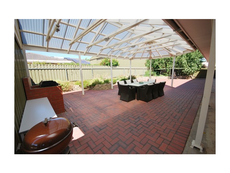 7 Raschella Street, Hope Valley SA 5090