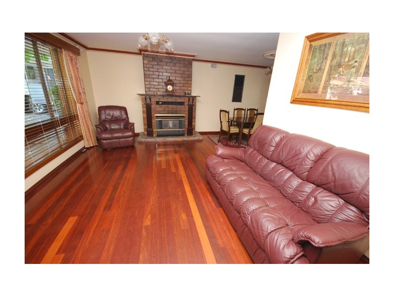 12 Whitlam Street, St Agnes SA 5097