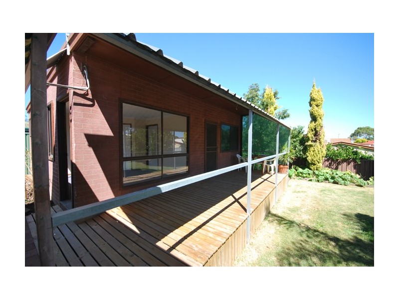 12 Whitlam Street, St Agnes SA 5097