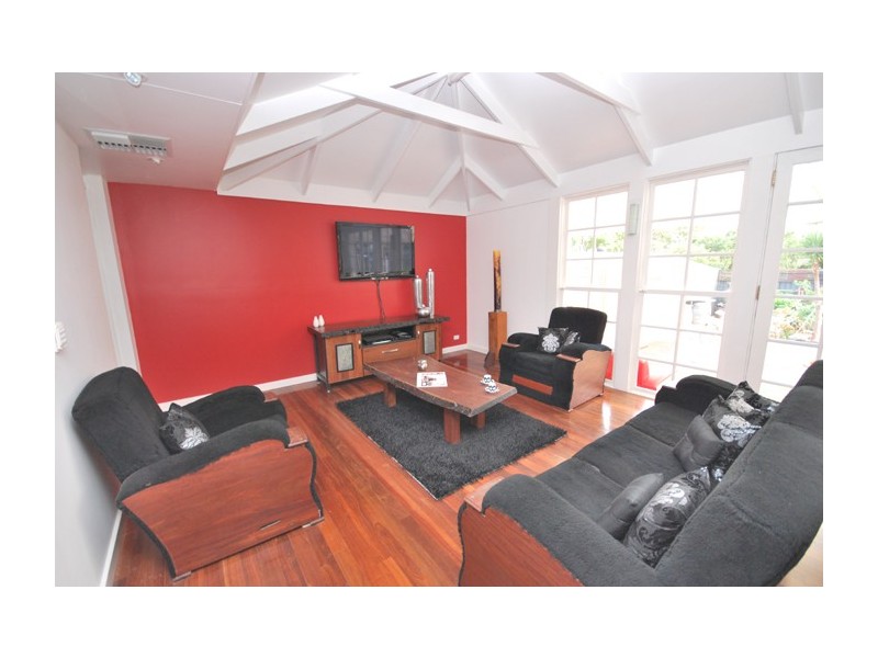 10 Walsh Street, Vista SA 5091