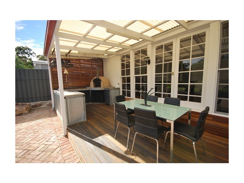 10 Walsh Street, Vista SA 5091