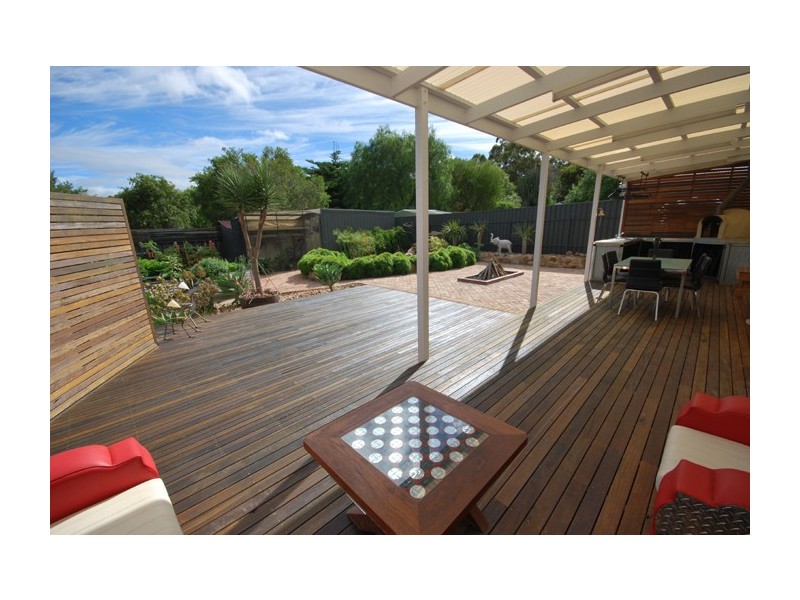 10 Walsh Street, Vista SA 5091