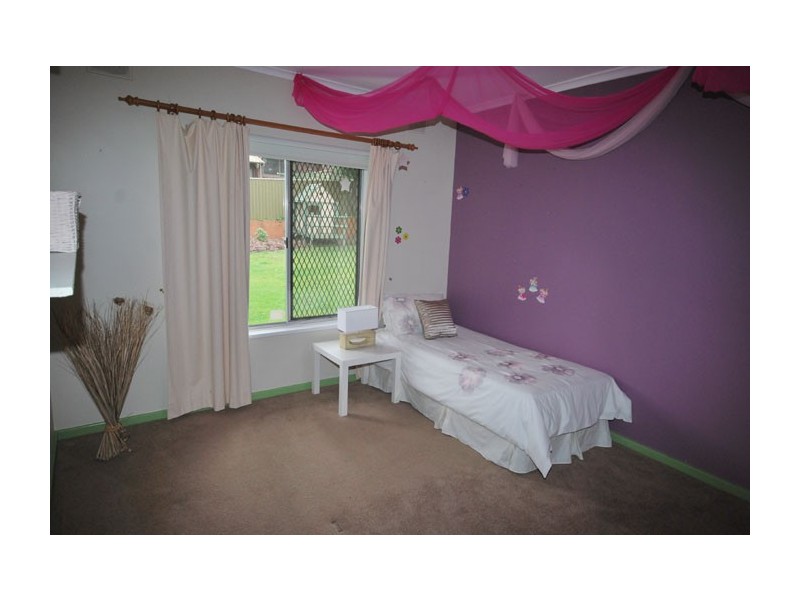 6 Snead Crescent, Fairview Park SA 5126