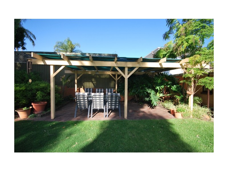 6 Snead Crescent, Fairview Park SA 5126