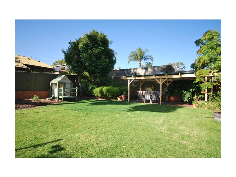 6 Snead Crescent, Fairview Park SA 5126