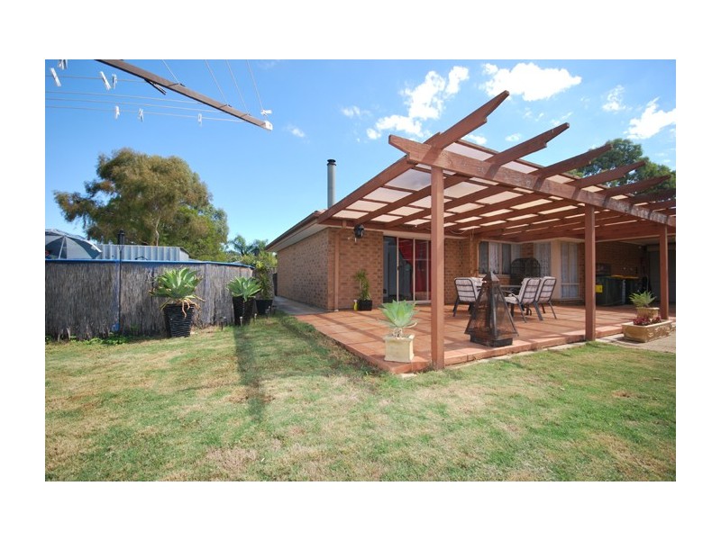 13 Magdalena Crescent, Paralowie SA 5108