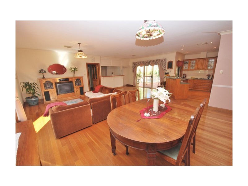 36 Angove Park Drive, Tea Tree Gully SA 5091