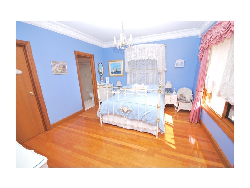 36 Angove Park Drive, Tea Tree Gully SA 5091