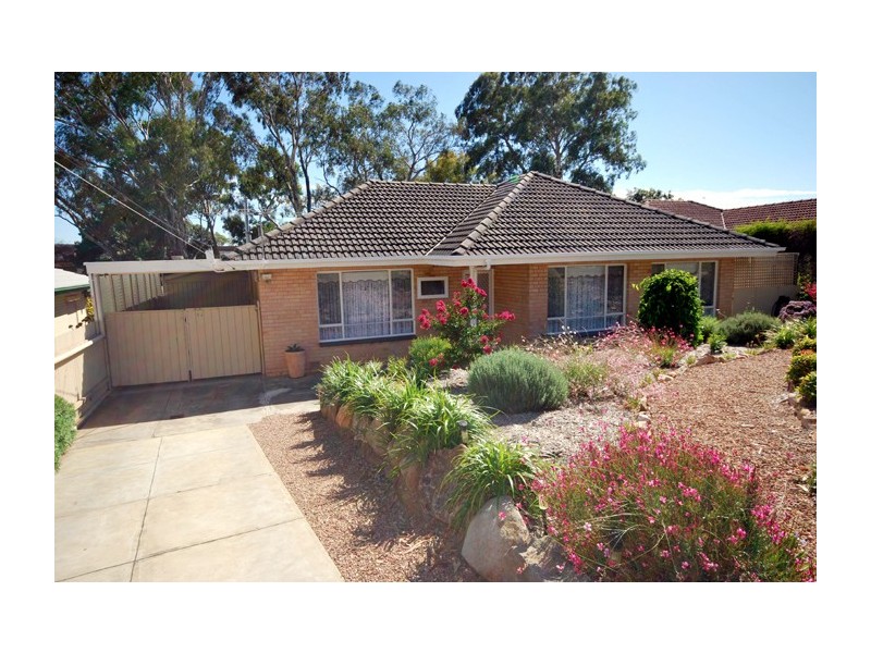 6 Whinnen Street, St Agnes SA 5097