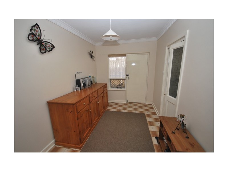 2 Frank Street, Vista SA 5091