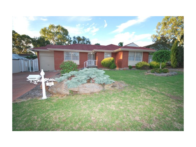 30 Boronia Drive, Hope Valley SA 5090