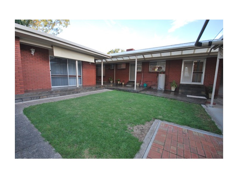 30 Boronia Drive, Hope Valley SA 5090