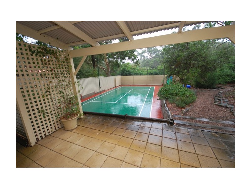 4 Woona Court, Banksia Park SA 5091