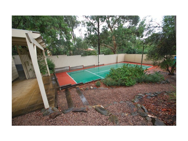 4 Woona Court, Banksia Park SA 5091