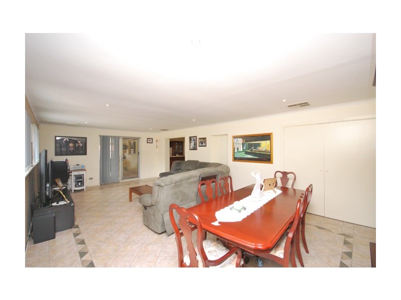 9 Weld Crescent, Hope Valley SA 5090