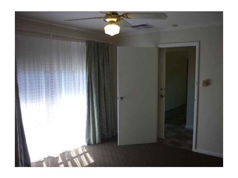 5 Hutt place, Modbury Heights SA 5092