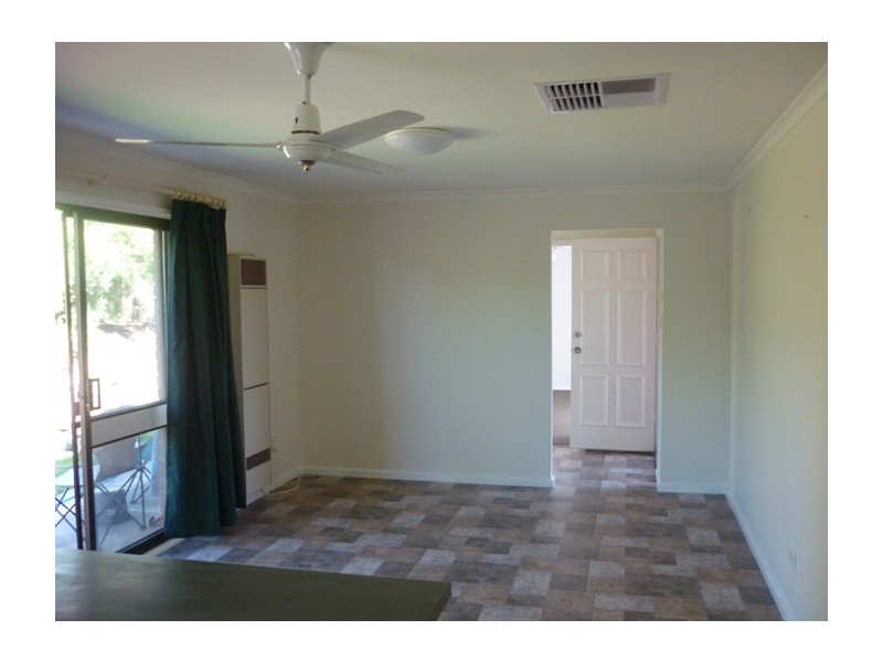 5 Hutt place, Modbury Heights SA 5092