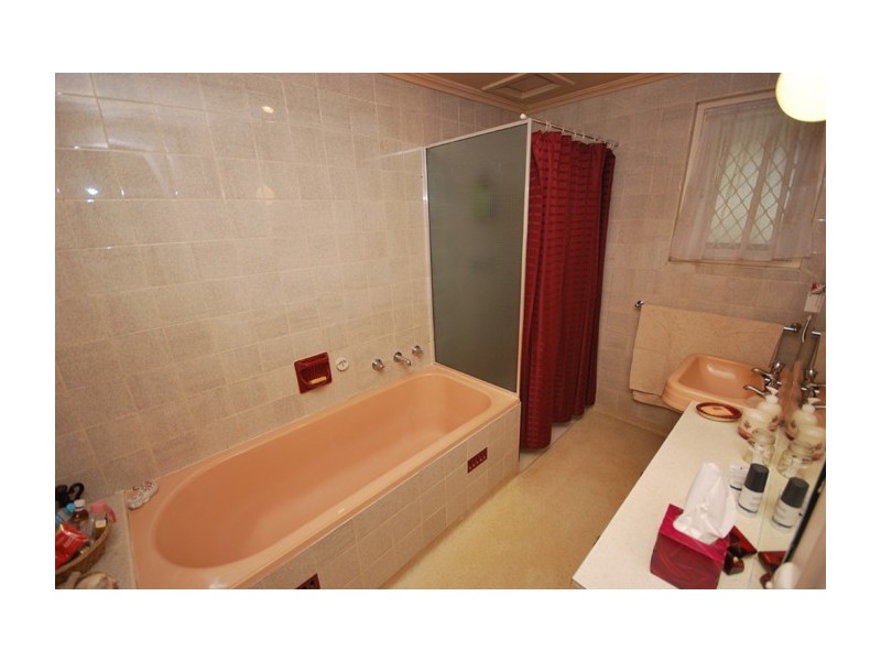 23 Barns Avenue, Highbury SA 5089