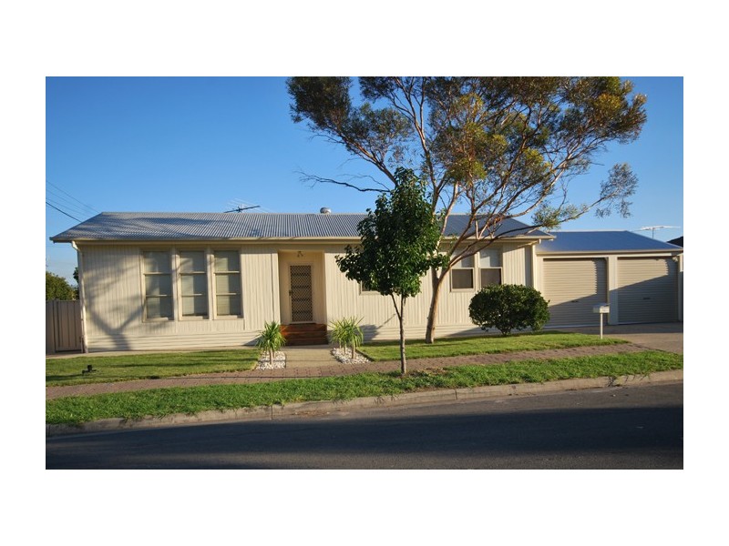 11 Snell Street, Hillcrest SA 5086