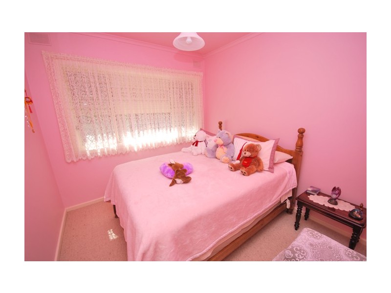 11 Goodall Road, Para Hills SA 5096