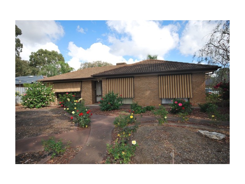 4 Chelmsford Avenune, Salisbury Heights SA 5109
