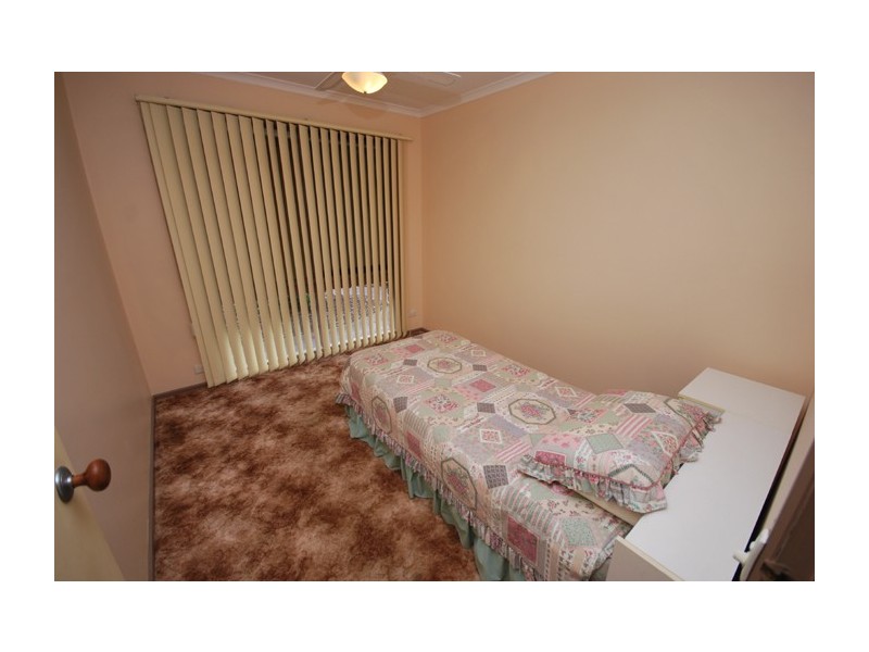 4 Chelmsford Avenune, Salisbury Heights SA 5109