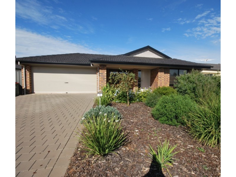 23 Lakeside Drive, Andrews Farm SA 5114
