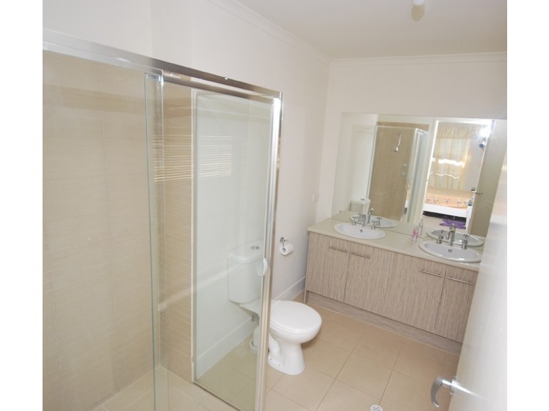 23 Lakeside Drive, Andrews Farm SA 5114