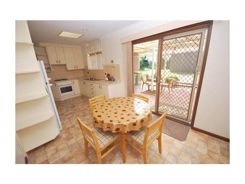 41 Currawong Crescent, Modbury Heights SA 5092